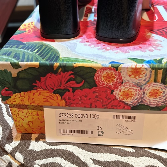 GUCCI Quentin Logo Pump Loafers - Picture 6 of 8